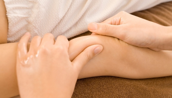 Massage cánh tay