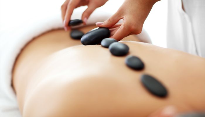Nguyên lý hoạt động của việc massage body đá nóng