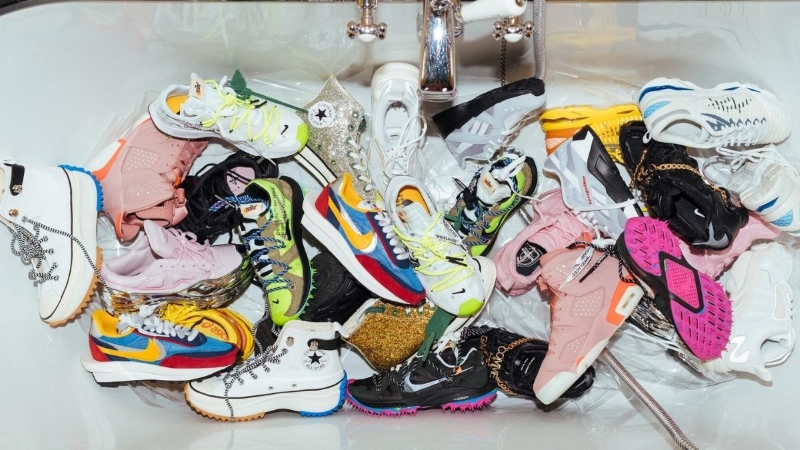 Giày Sneaker và giày thể thao khác nhau như thế nào?