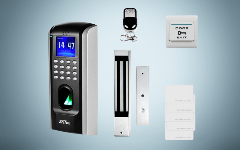 Khóa cổng vân tay nhà trọ Zkteco SF200