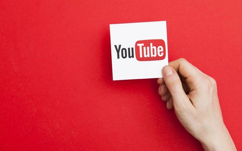 Vì sao YouTuber cần đạt 4000 giờ xem