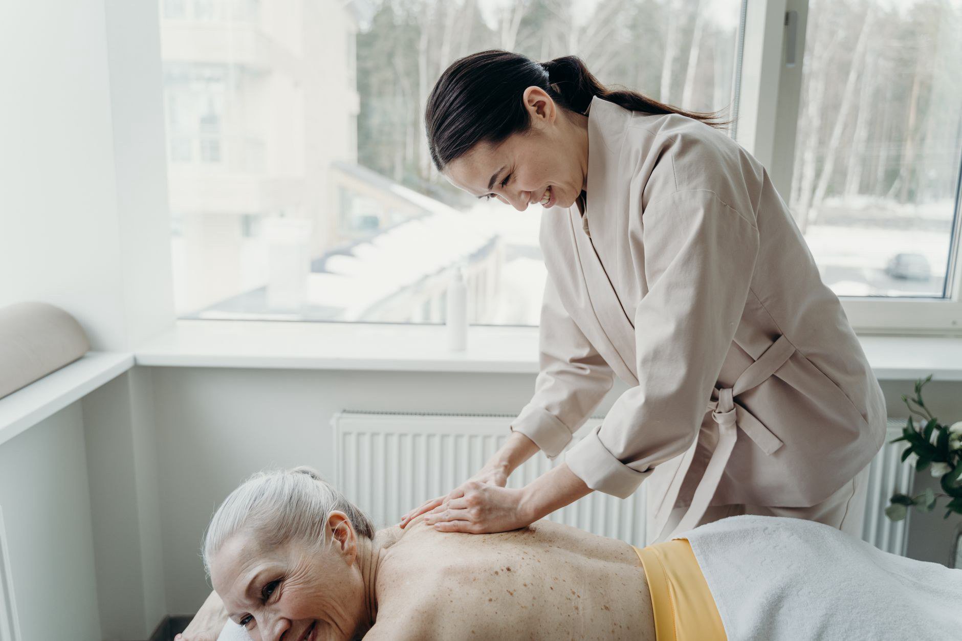 Chế độ dinh dưỡng và các liệu pháp chăm sóc phục hồi chuyên sâu Chế độ dinh dưỡng và các liệu pháp chăm sóc phục hồi chuyên sâu